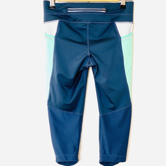 Athleta Capri Tights - Picture 2 of 5